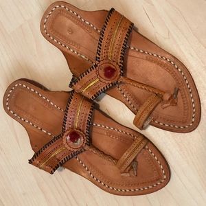 Women's Kolhapuri Sandals